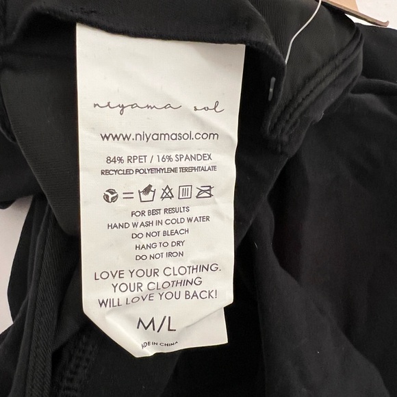 NIYAMA SOL Black Knotty Top Size Small / Medium - Picture 9 of 11